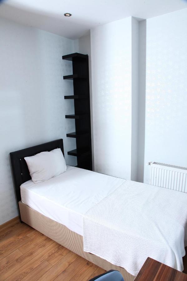 Garden Hill Hotel Istanbul Bagian luar foto